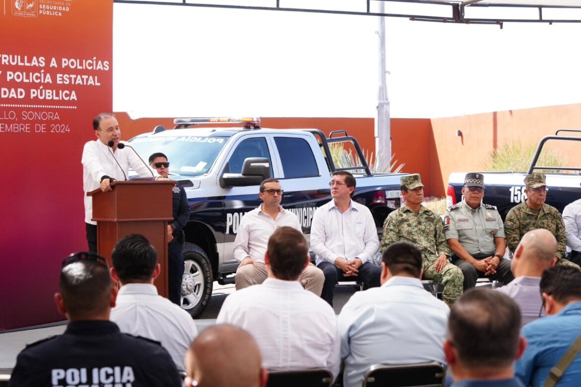 Realiza Gobernador Durazo fortalecimiento histórico en seguridad con equipamiento y entrega de patrullas